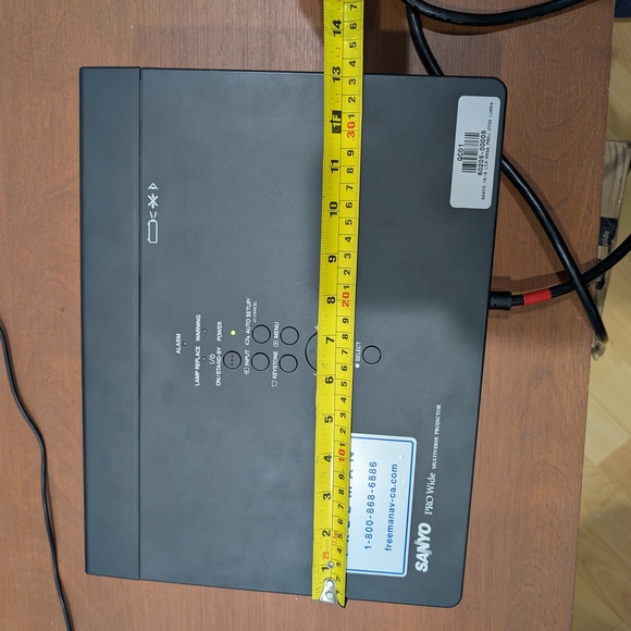 SANYO PLC-WXU30A Pro Wide WXGA Multimedia Projector Business Classroom - TESTED - Picture 9 of 11